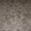 Parquet con rondelle di castagno e resine