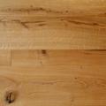 Parquet in rovere leggermente piallato