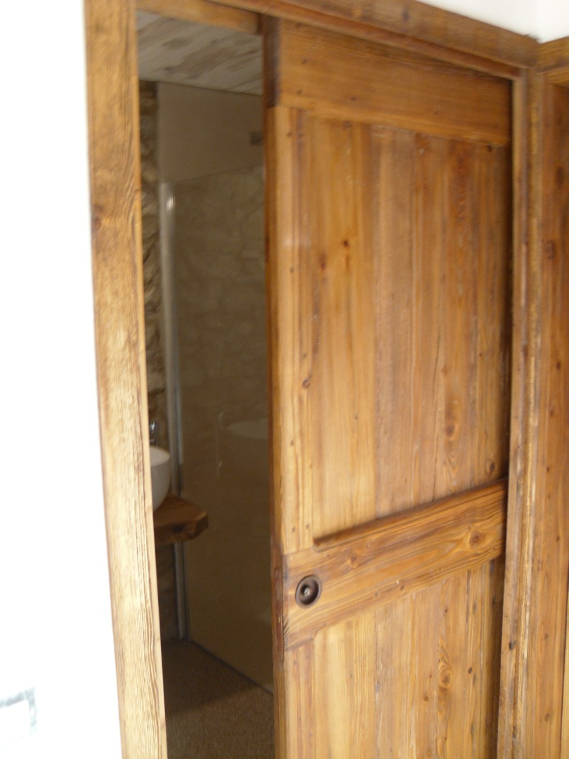 Porte in abete di recupero spazzolato