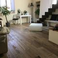 Soppalco con Parquet abete da tavole da ponte di recupere trattate ad effetto naturale